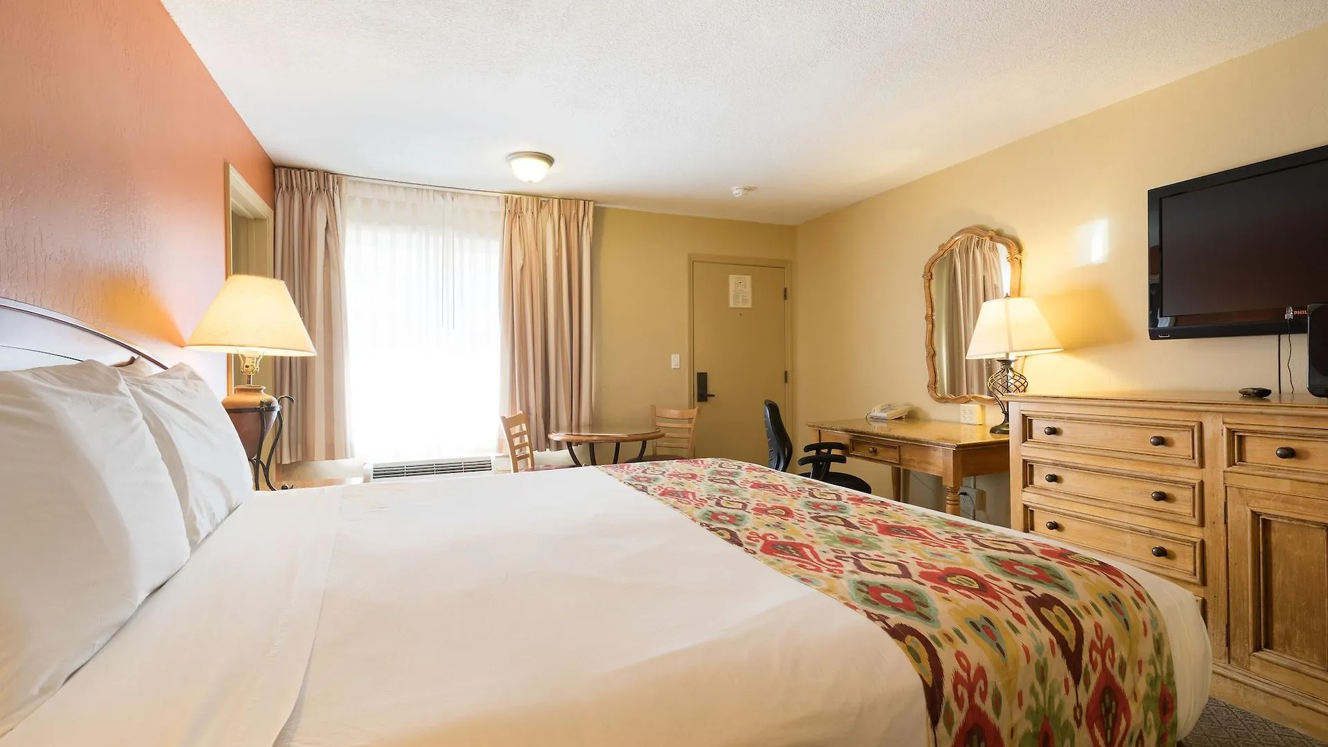 Sandpiper - Hotel Santa Barbara