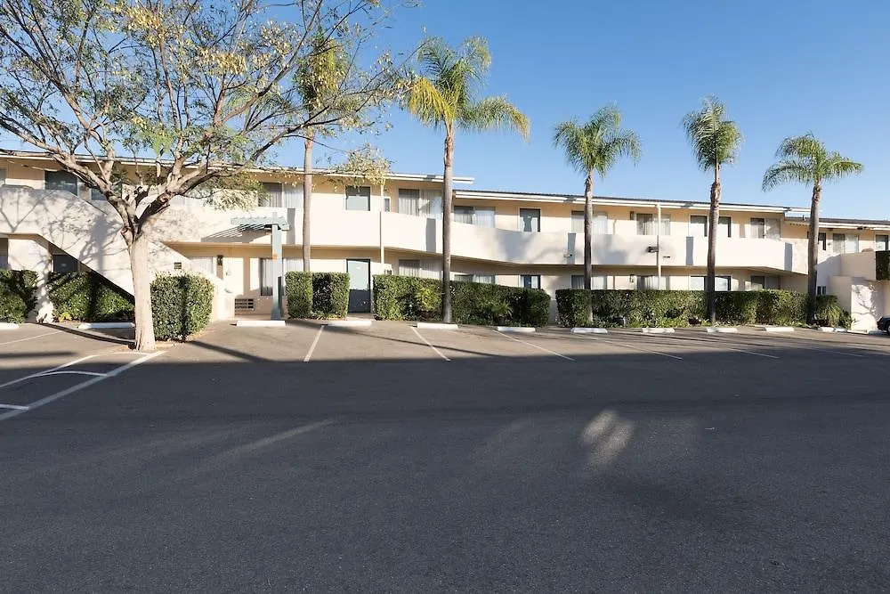Sandpiper - Hotel Santa Barbara