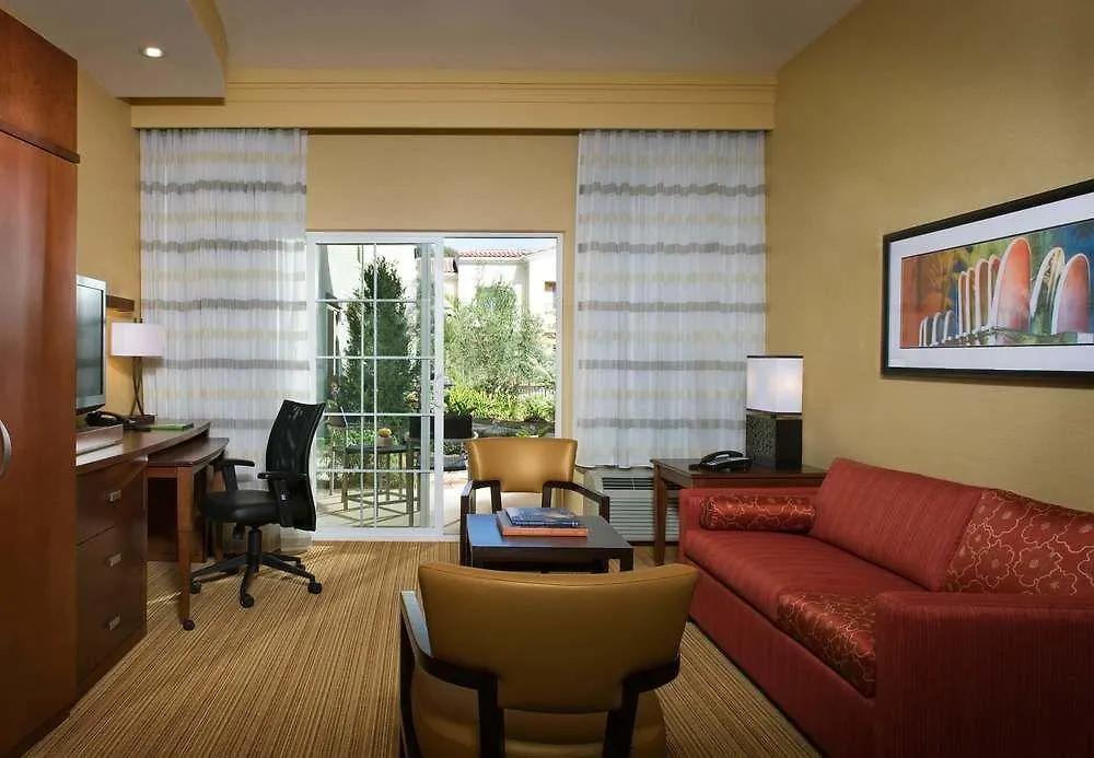 Courtyard By Marriott Santa Barbara 3* Goleta
