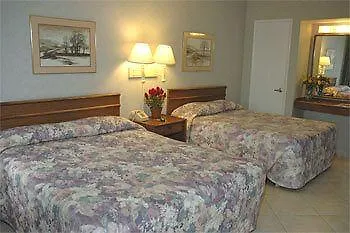 Hotel Fiesta & Santa Barbara