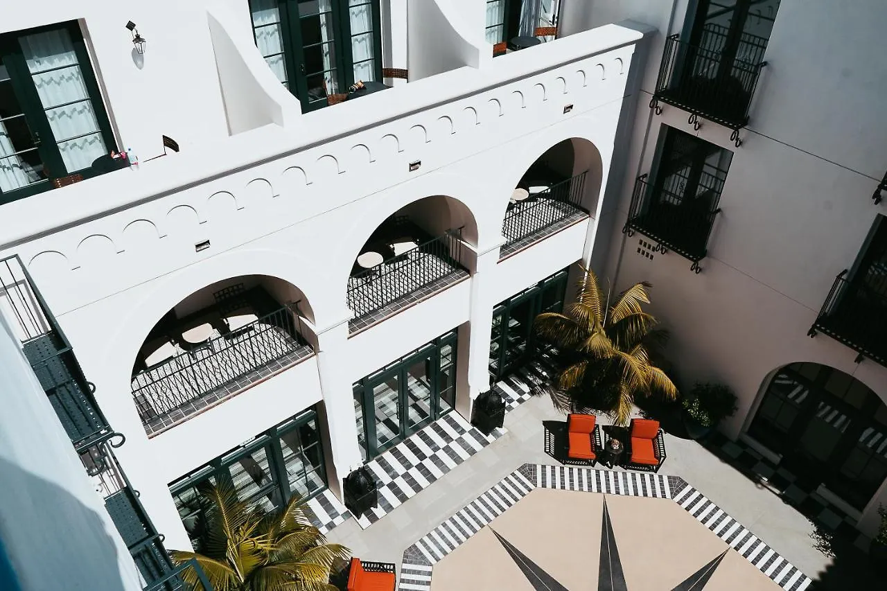 Otel Californian