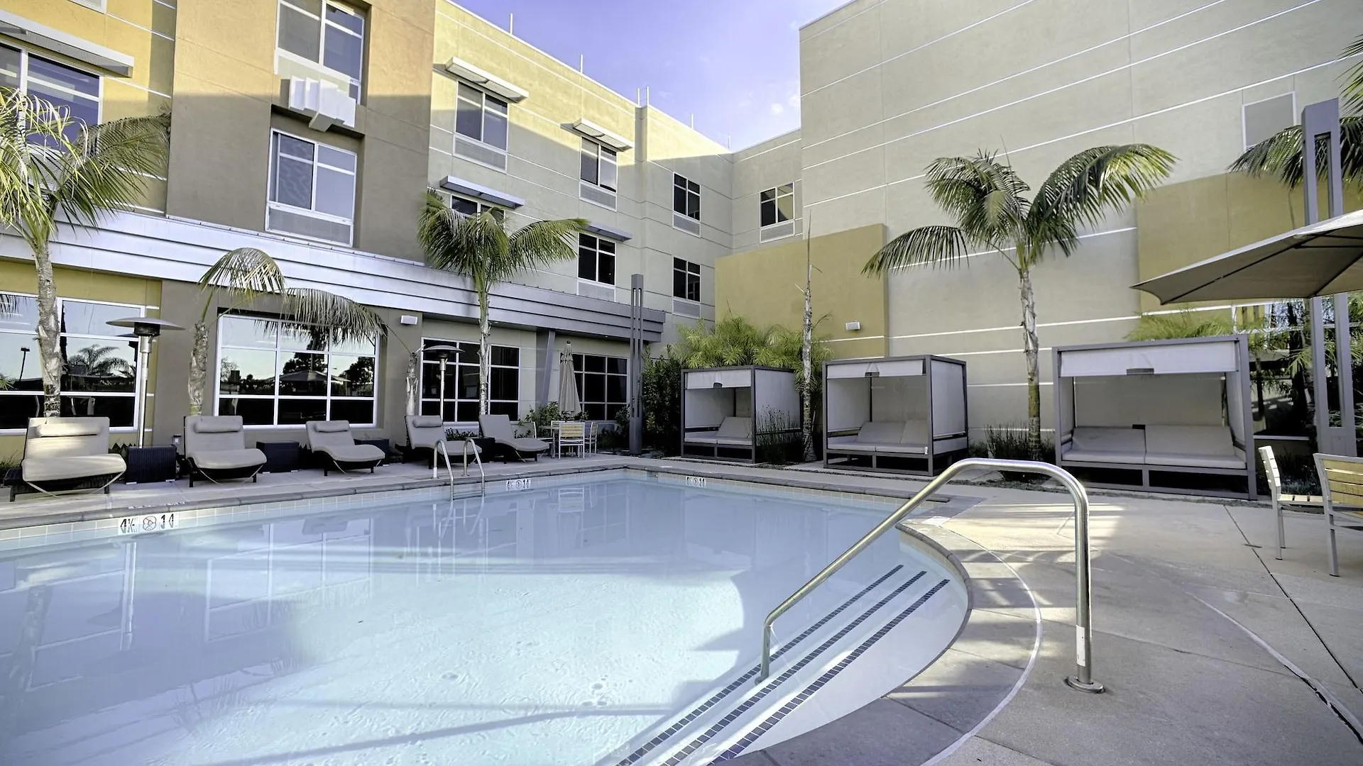 Hilton Garden Santa Barbara/goleta 3*