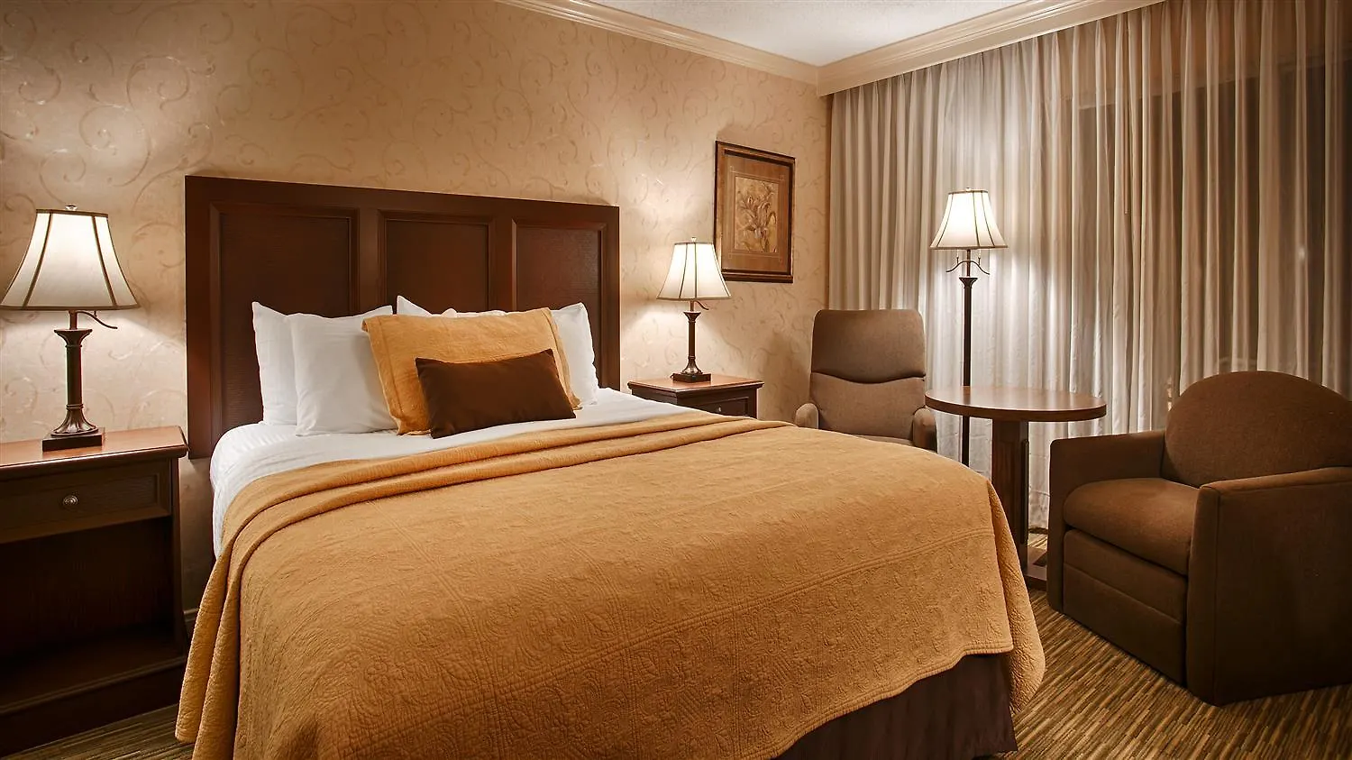 Best Western Plus Pepper Tree 3*