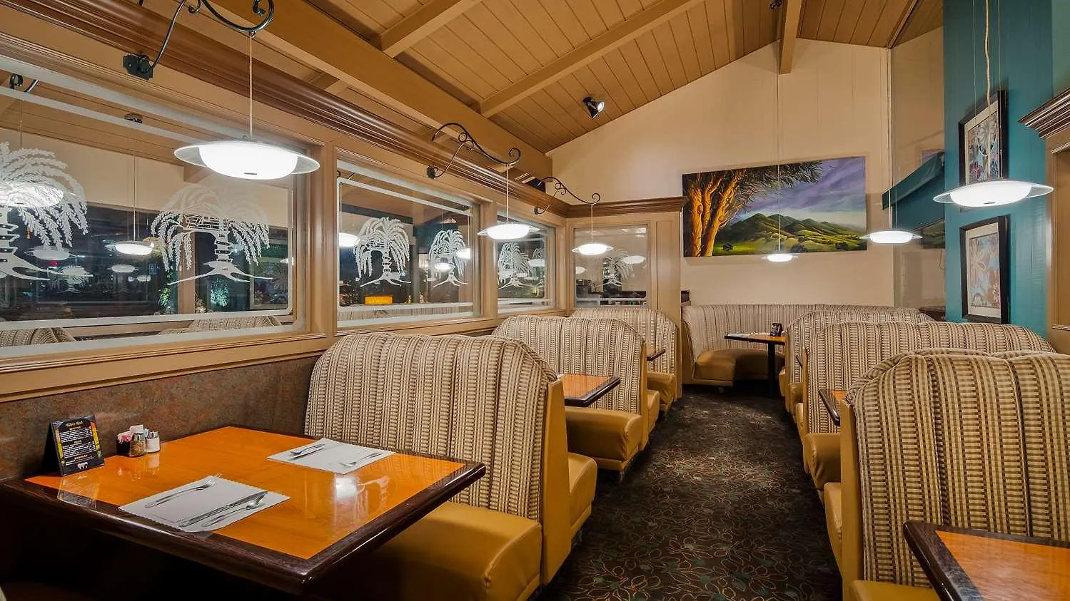 Best Western Plus Pepper Tree