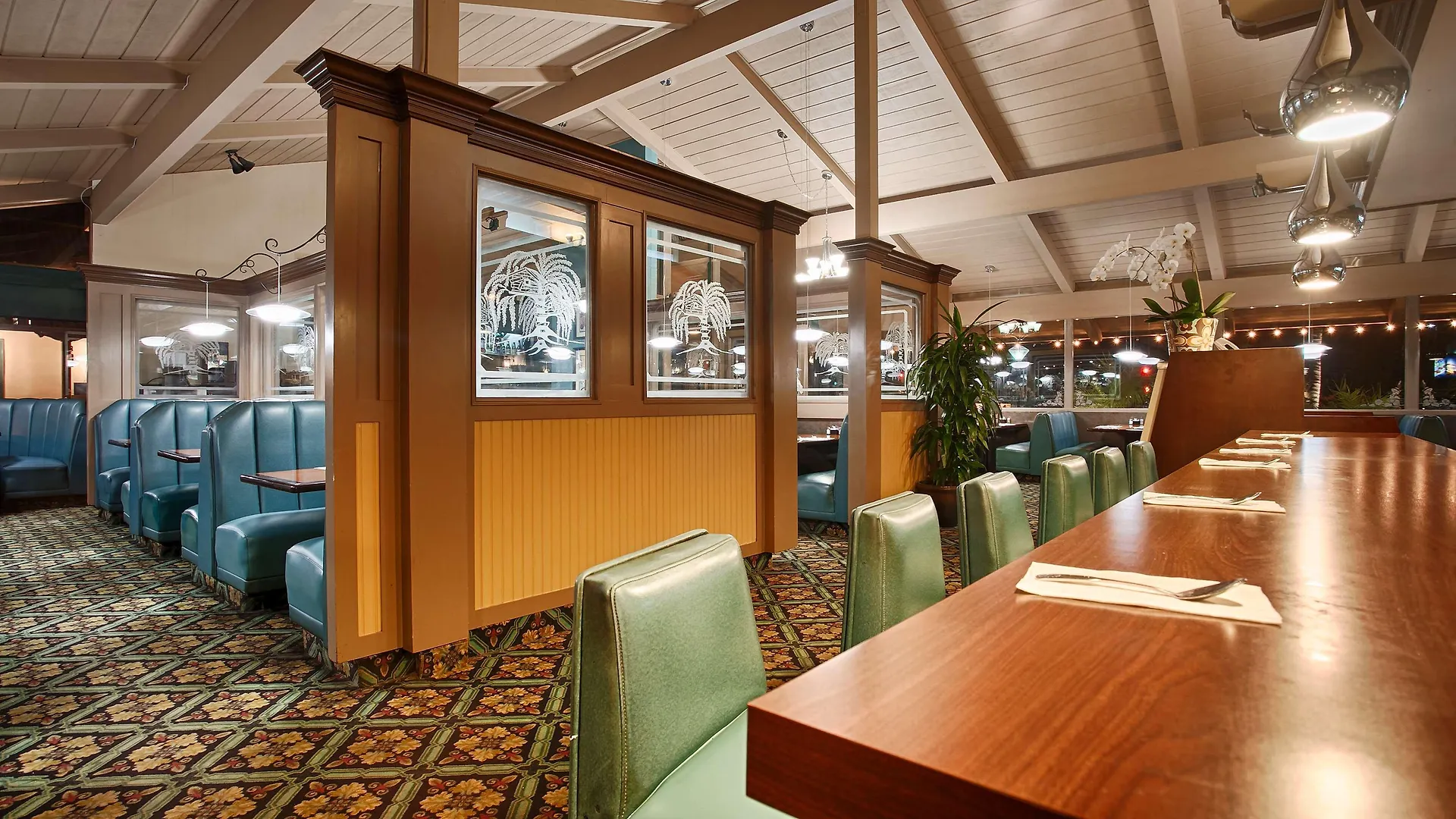 Best Western Plus Pepper Tree Hotel