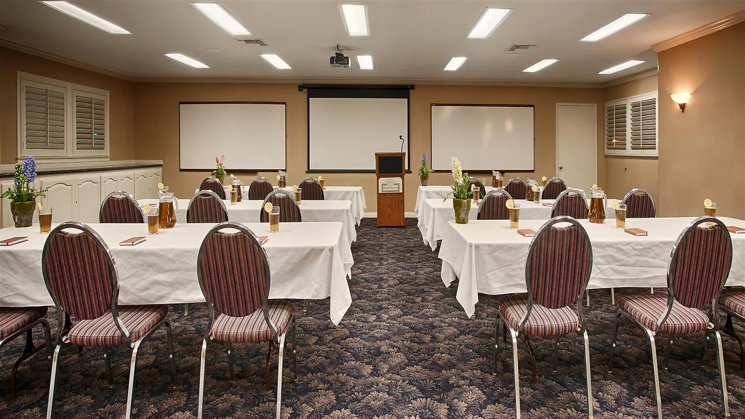 Best Western Plus Pepper Tree Hotel Santa Barbara
