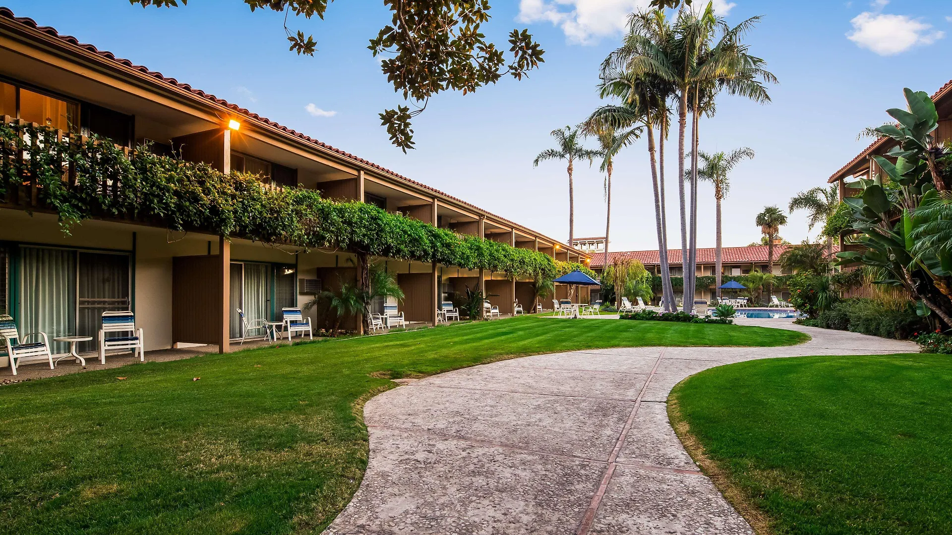 Best Western Plus Pepper Tree