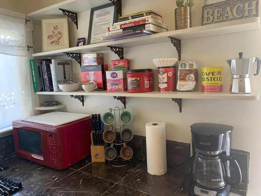 Semesterbostad Ruth House Original Craftsman Pets, Walk To State St. *