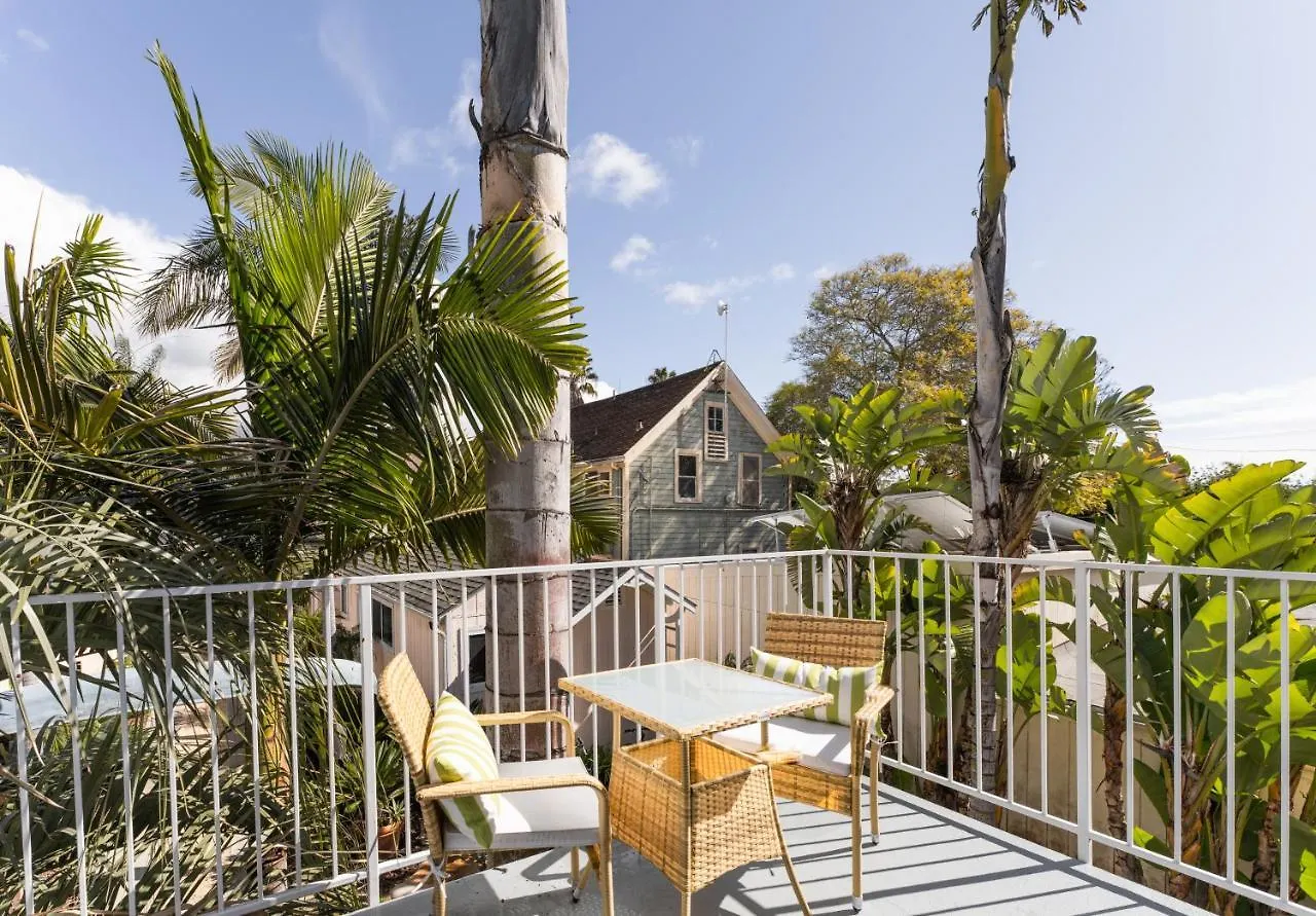 California Bungalow I Santa Barbara