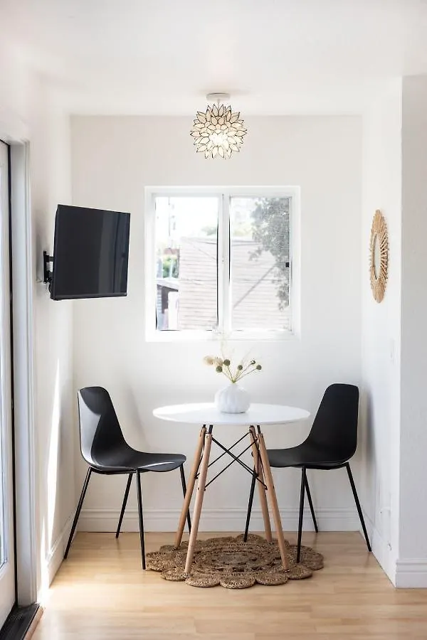 California Bungalow I