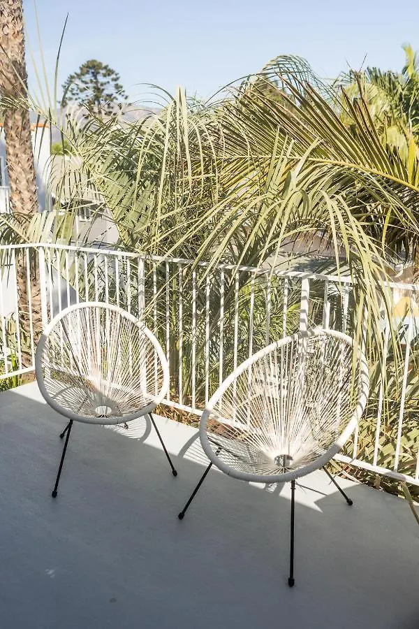 California Bungalow I *