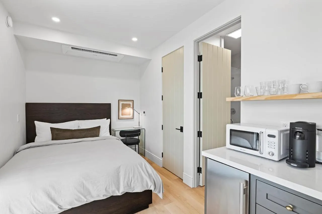 Апартаменты Casa Jardin - Boutique In Downtown *