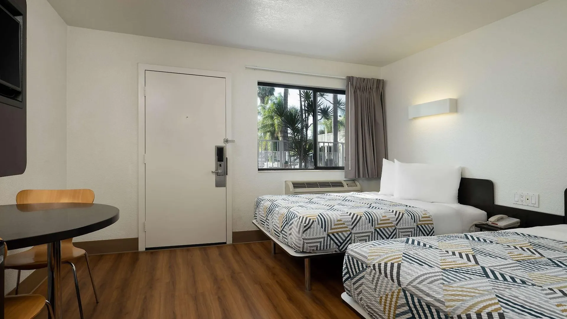 6-goleta, Ca - Santa Barbara