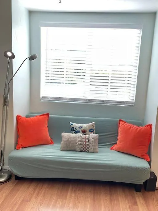 Serenity Large 1-bedroom Guest Apt.