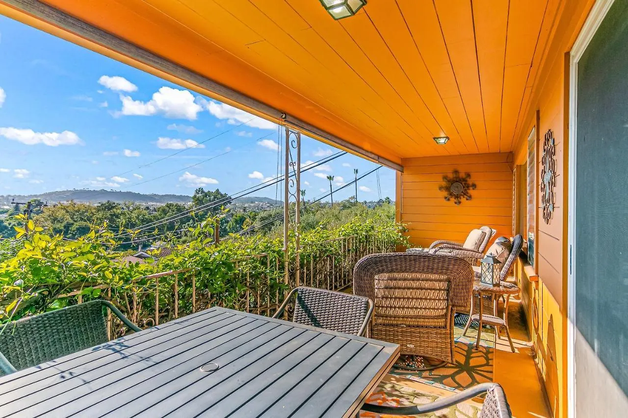 Peaceful Terrace, Long Term Holiday home Santa Barbara