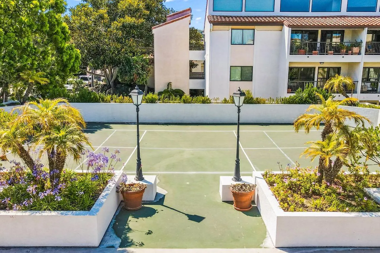 Apartment Retreat