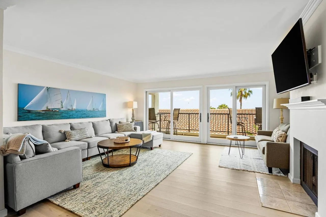 Apartment Retreat *