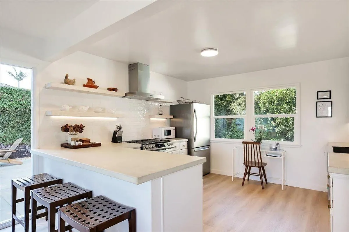 Shoreline Holiday home