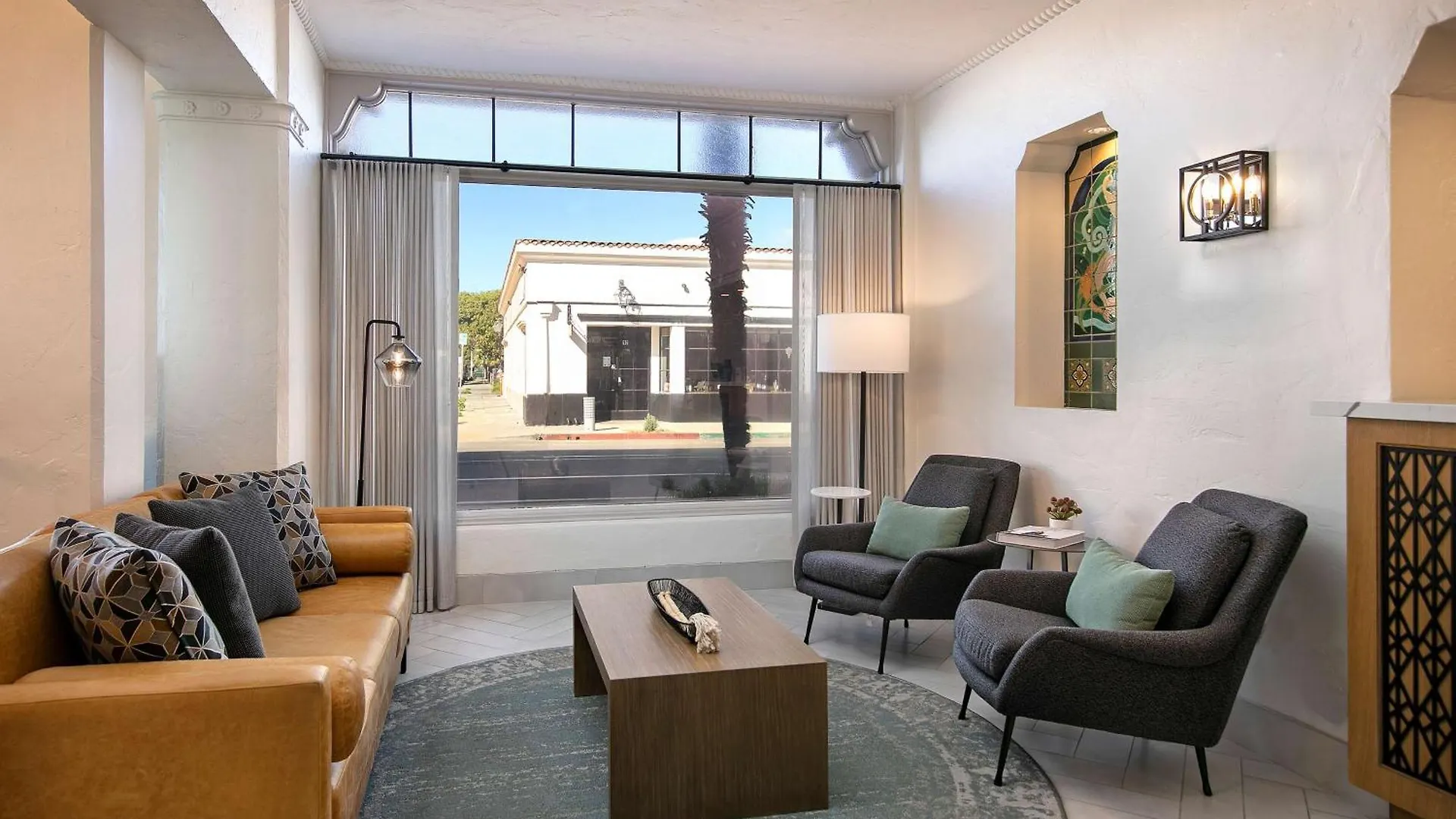 Virginia Santa Barbara, Tapestry Collection By Hilton Hotel 4*