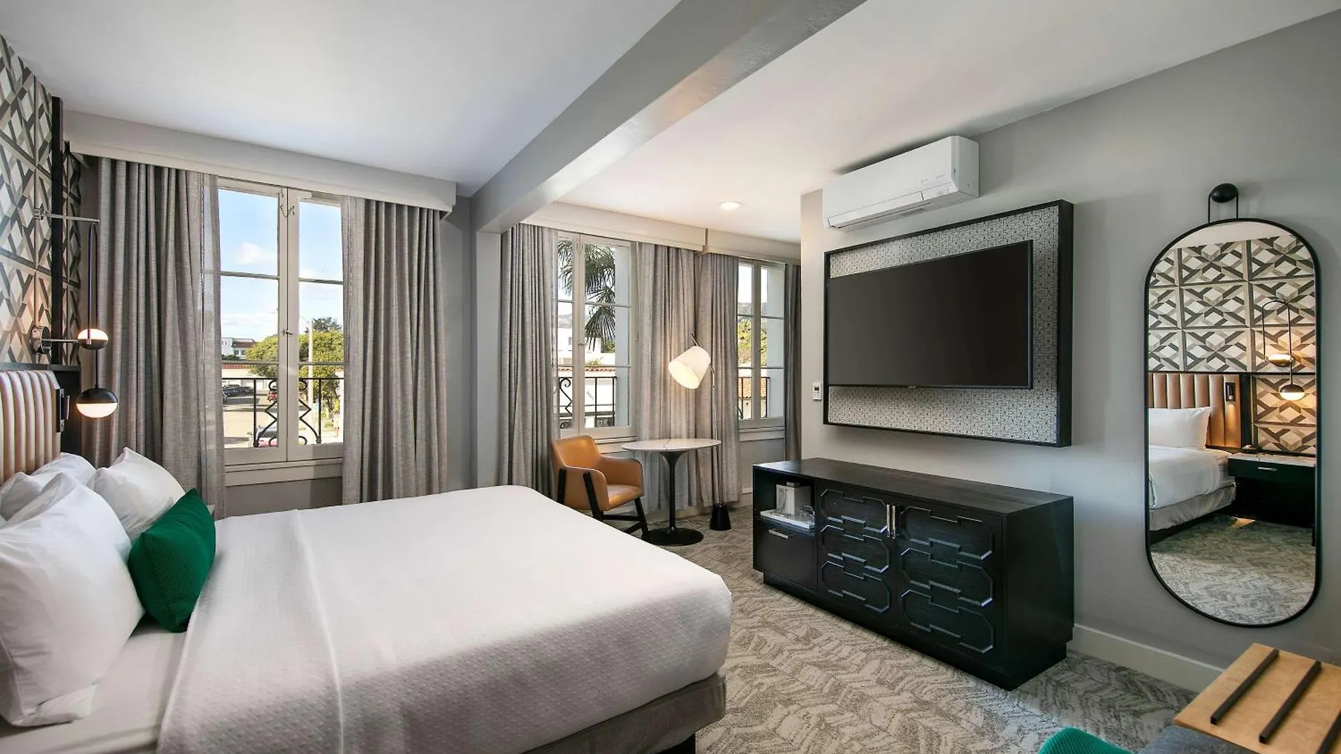 Hotel Virginia Santa Barbara, Tapestry Collection By Hilton Santa Barbara