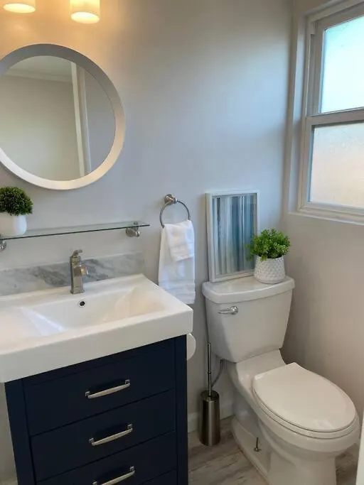 Quite Spacious, Hot Tub Near Montecito, Ev Charger