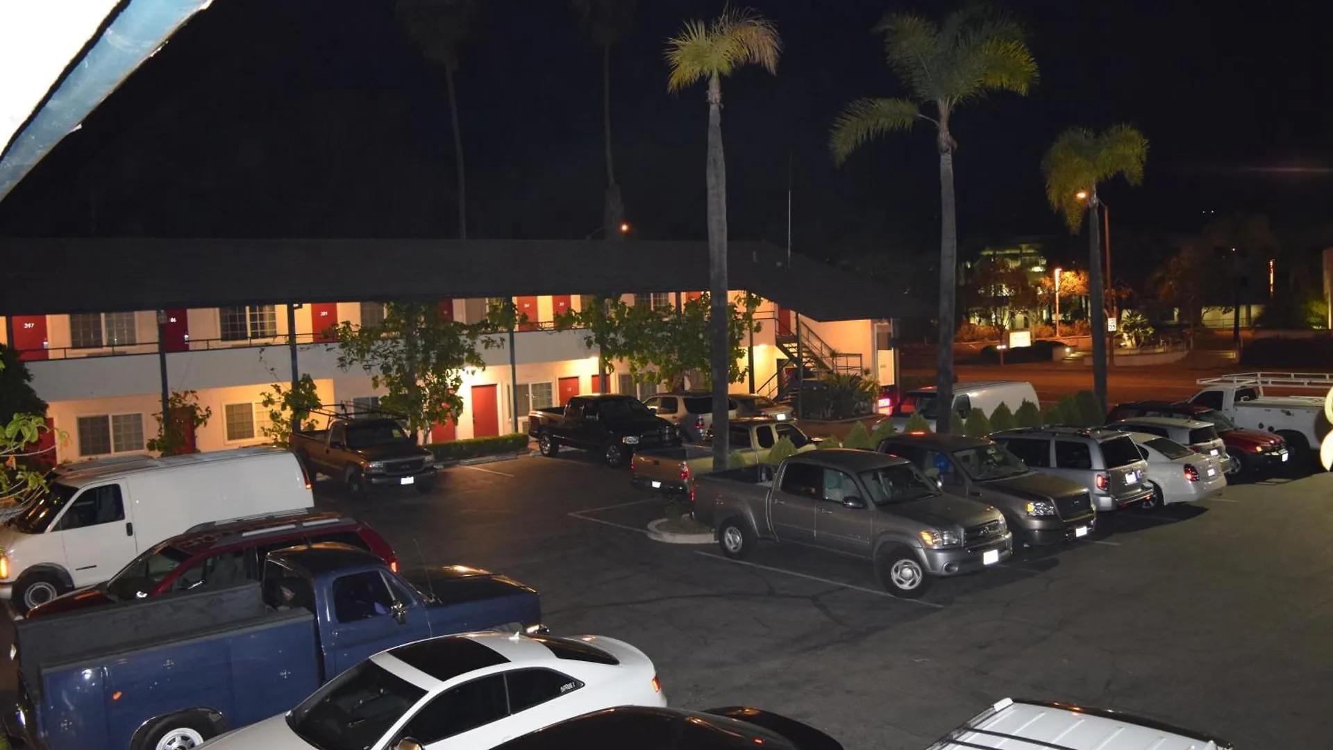 Rose Garden Motel