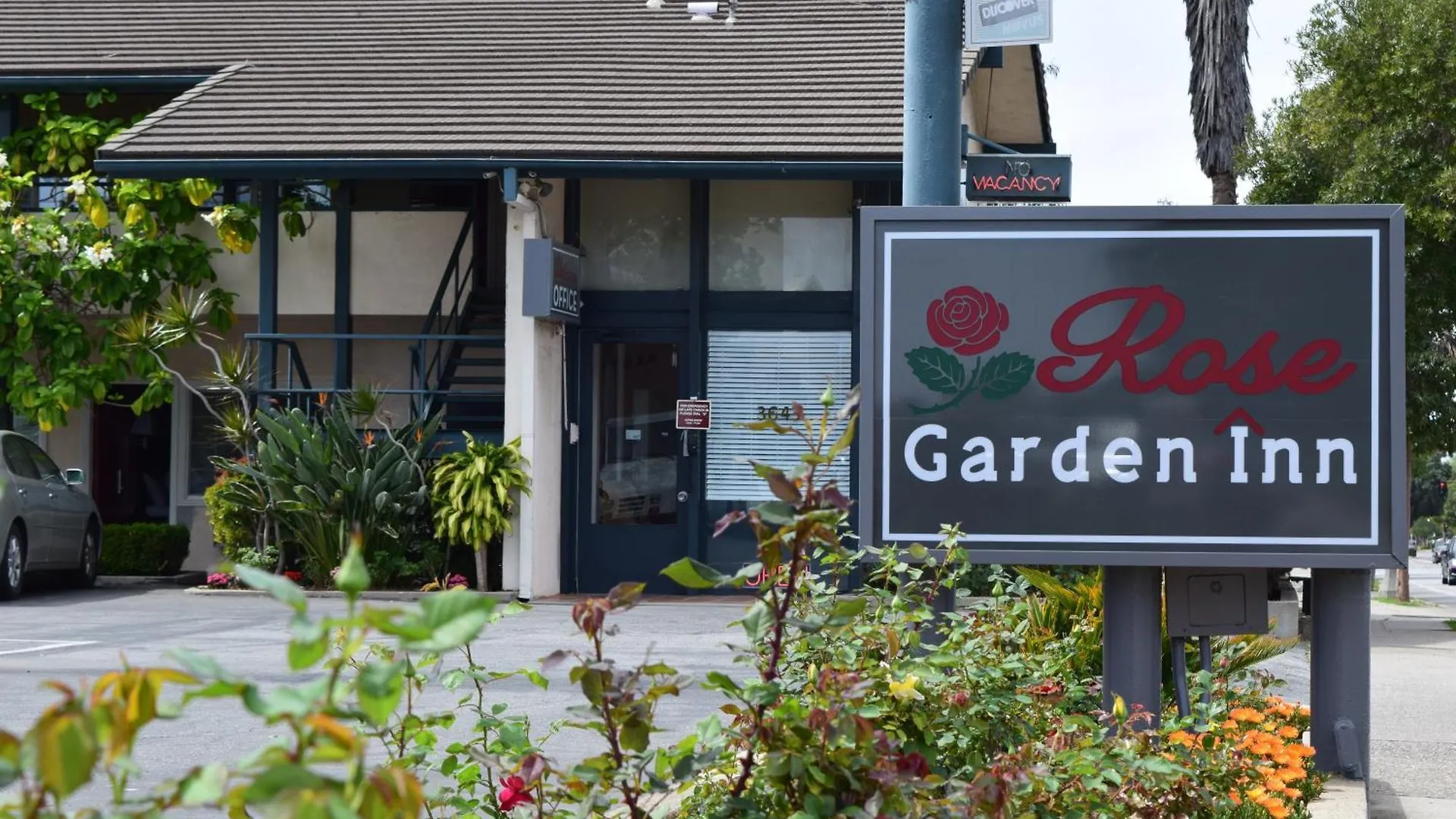 Motel Rose Garden 2*