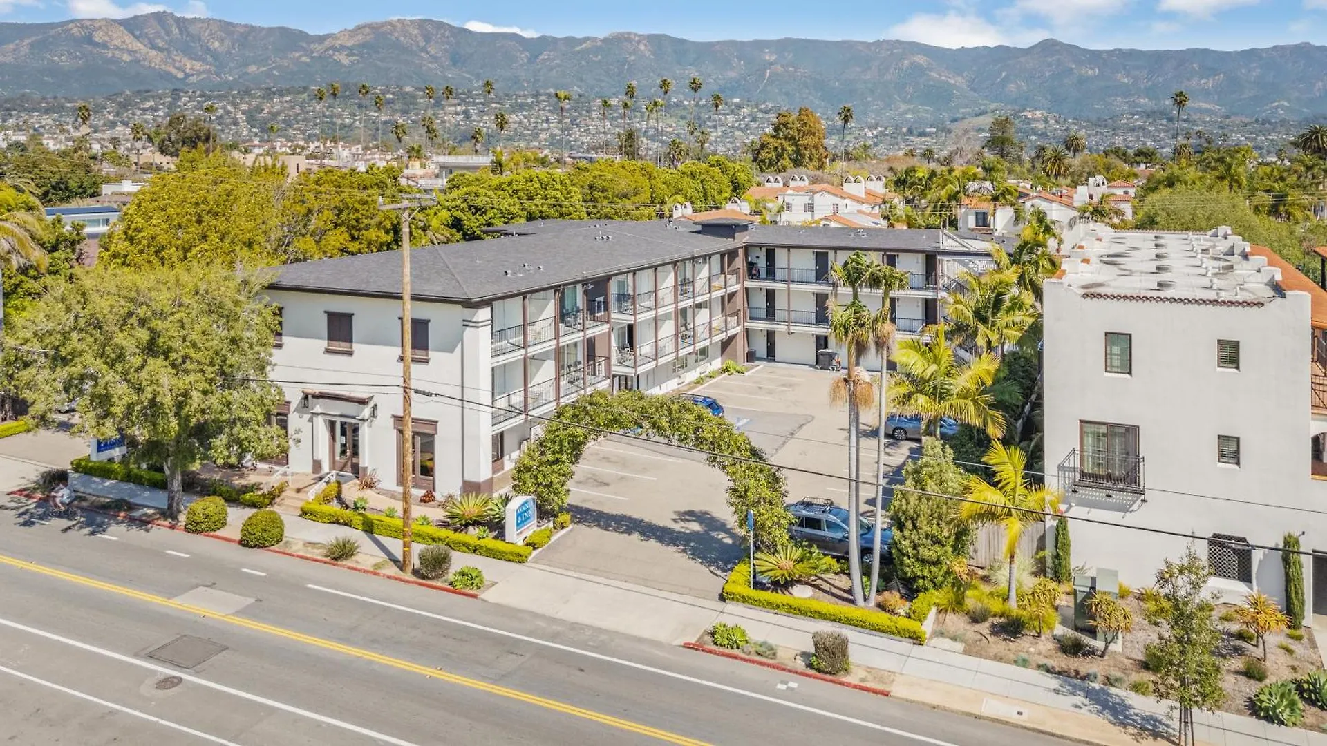 Hotel Avania Of 3*