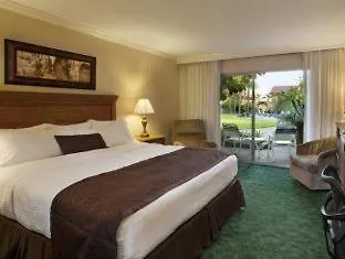 Best Western Plus Pepper Tree Hotel