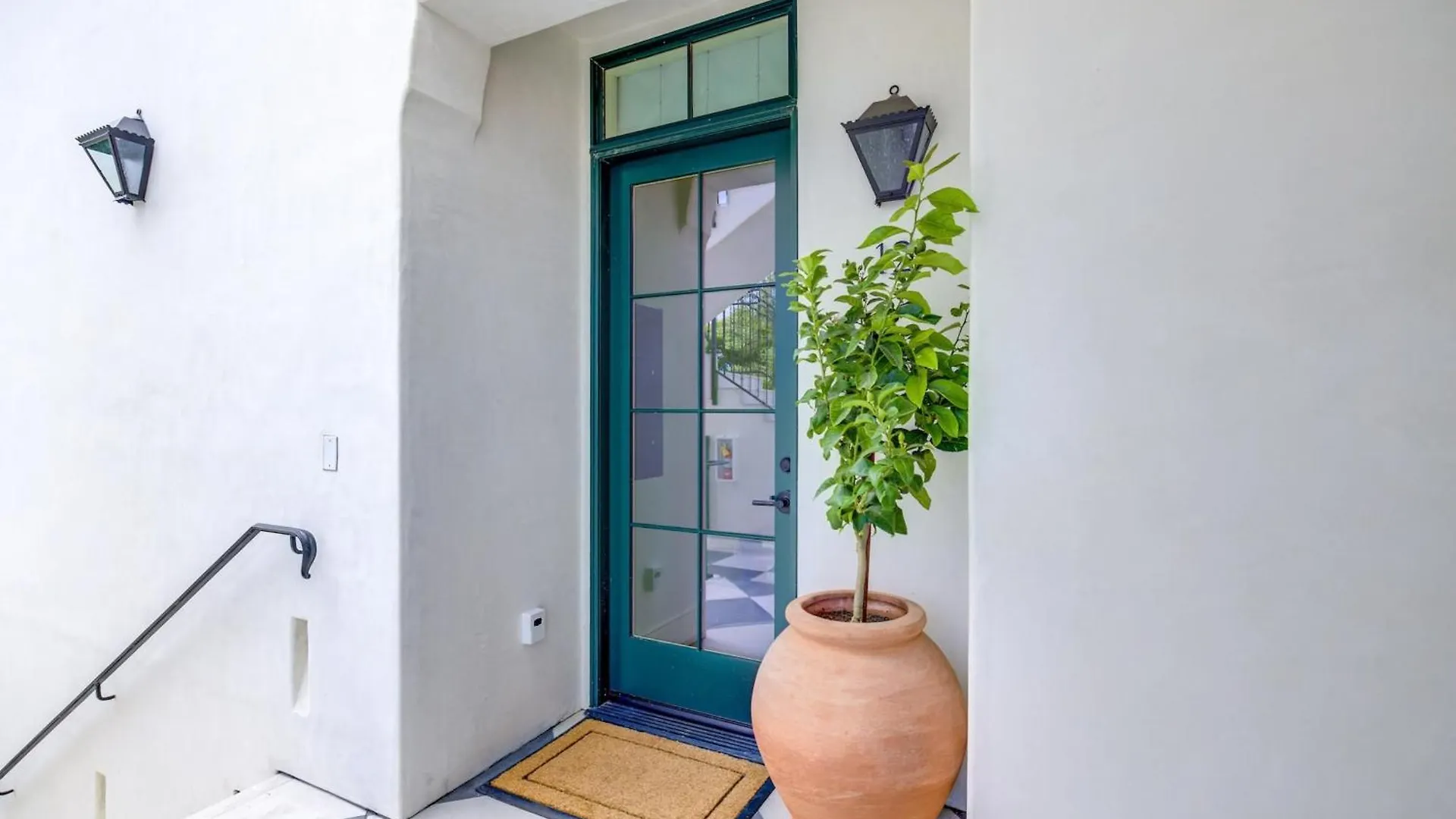 Casa De La Vina - Boutique In Downtown Apartment Santa Barbara
