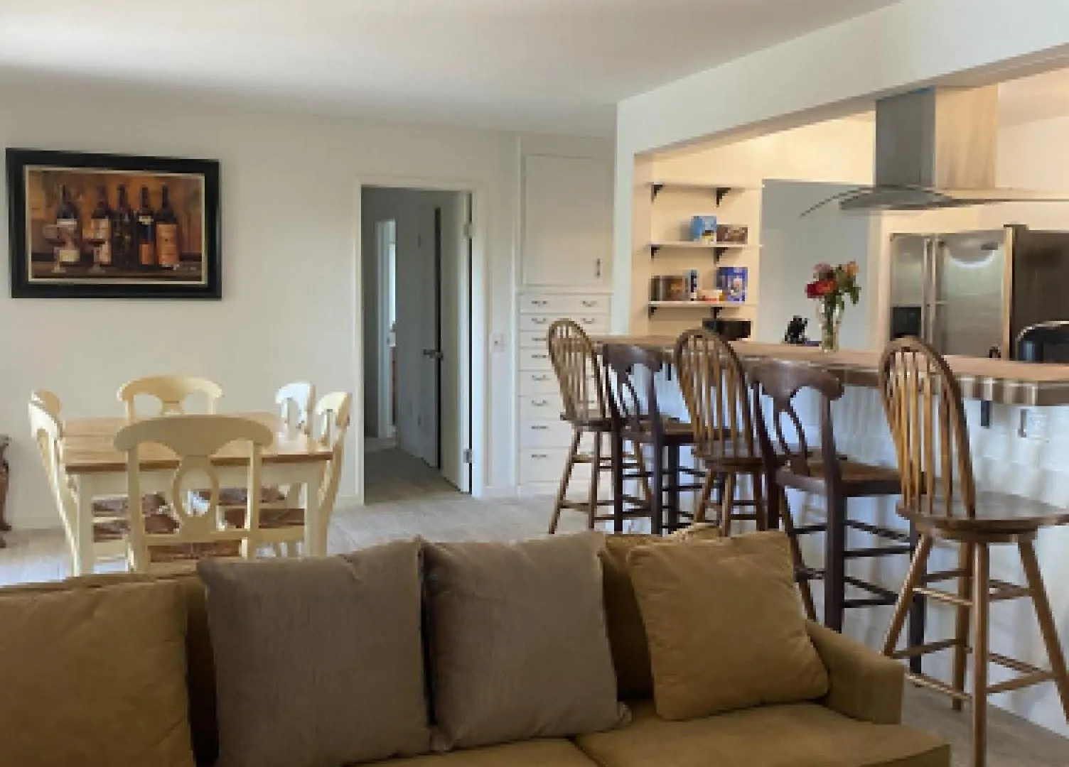 La Mesa House, A Large Modern Santa Barbara