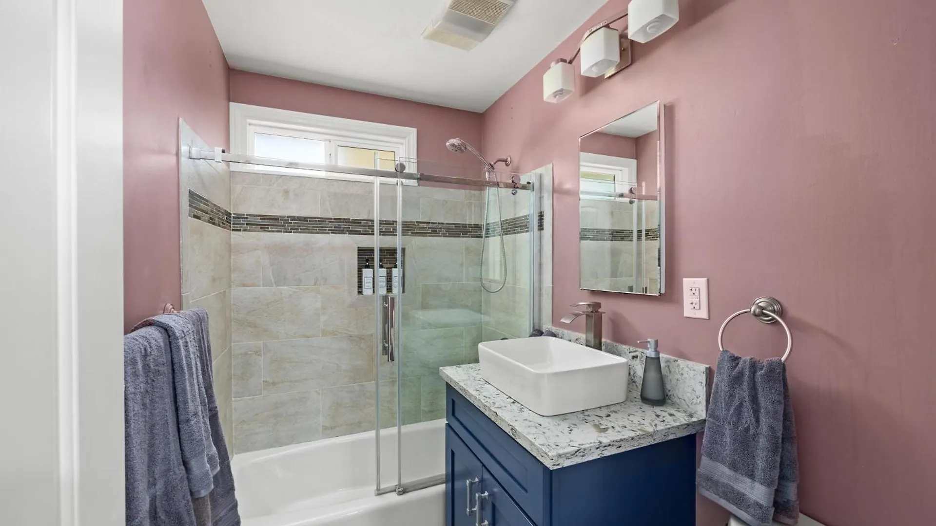 Coastal Near Ucsb & Airport, Hot Tub, King Beds, Fast Wifi, Sleeps 6 Santa Barbara