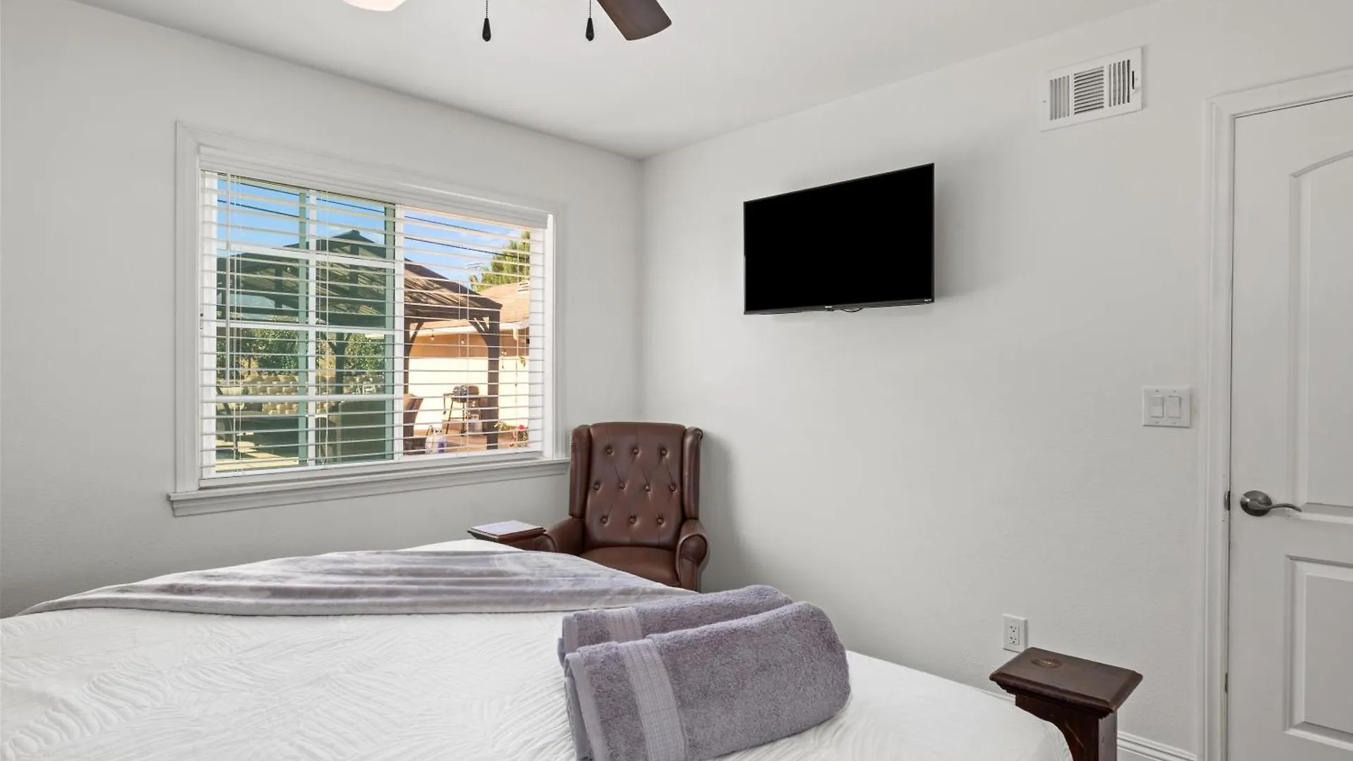 Coastal Near Ucsb & Airport, Hot Tub, King Beds, Fast Wifi, Sleeps 6 * Santa Barbara