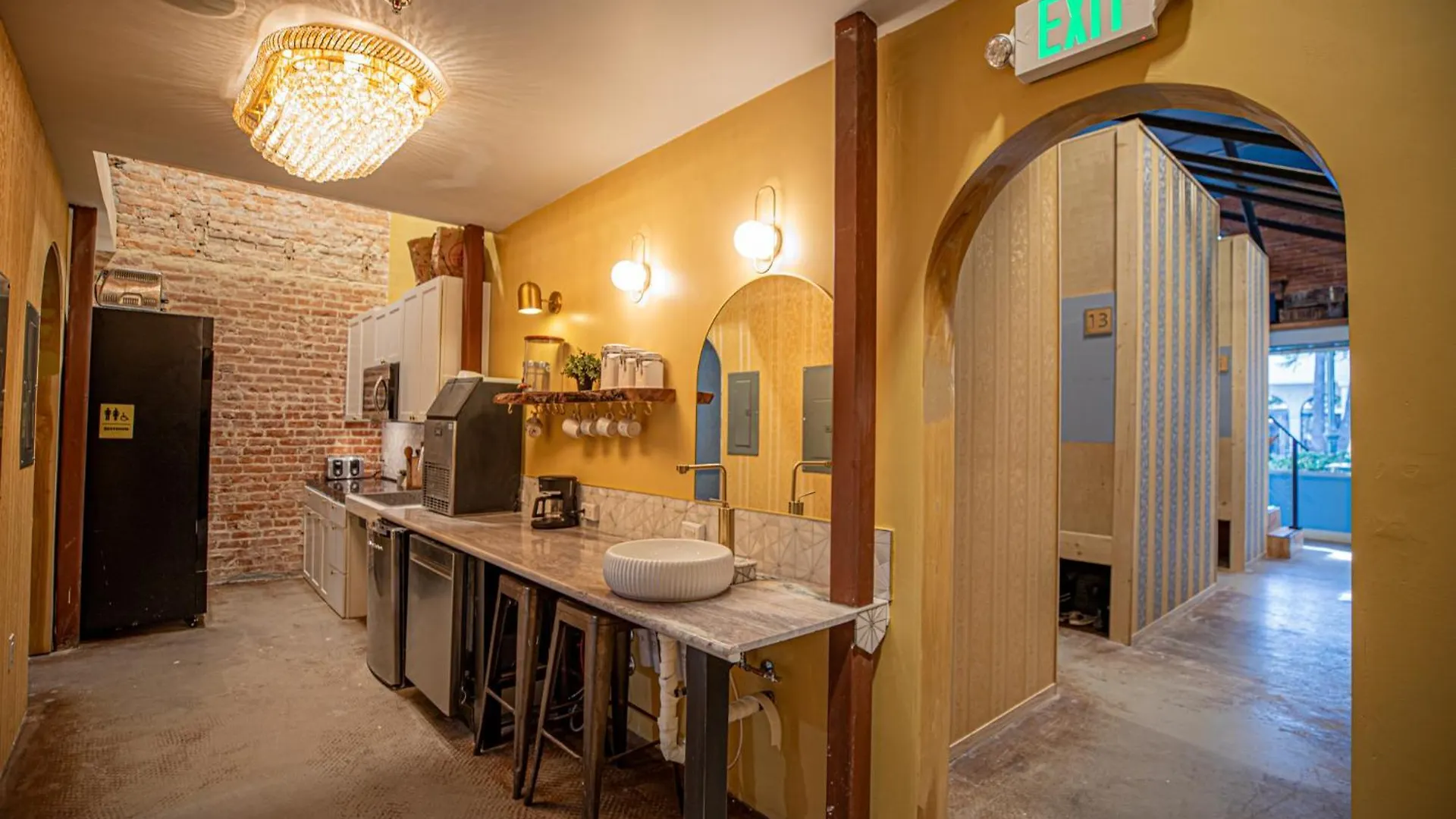 Social - Santa Barbara's First On State Street *