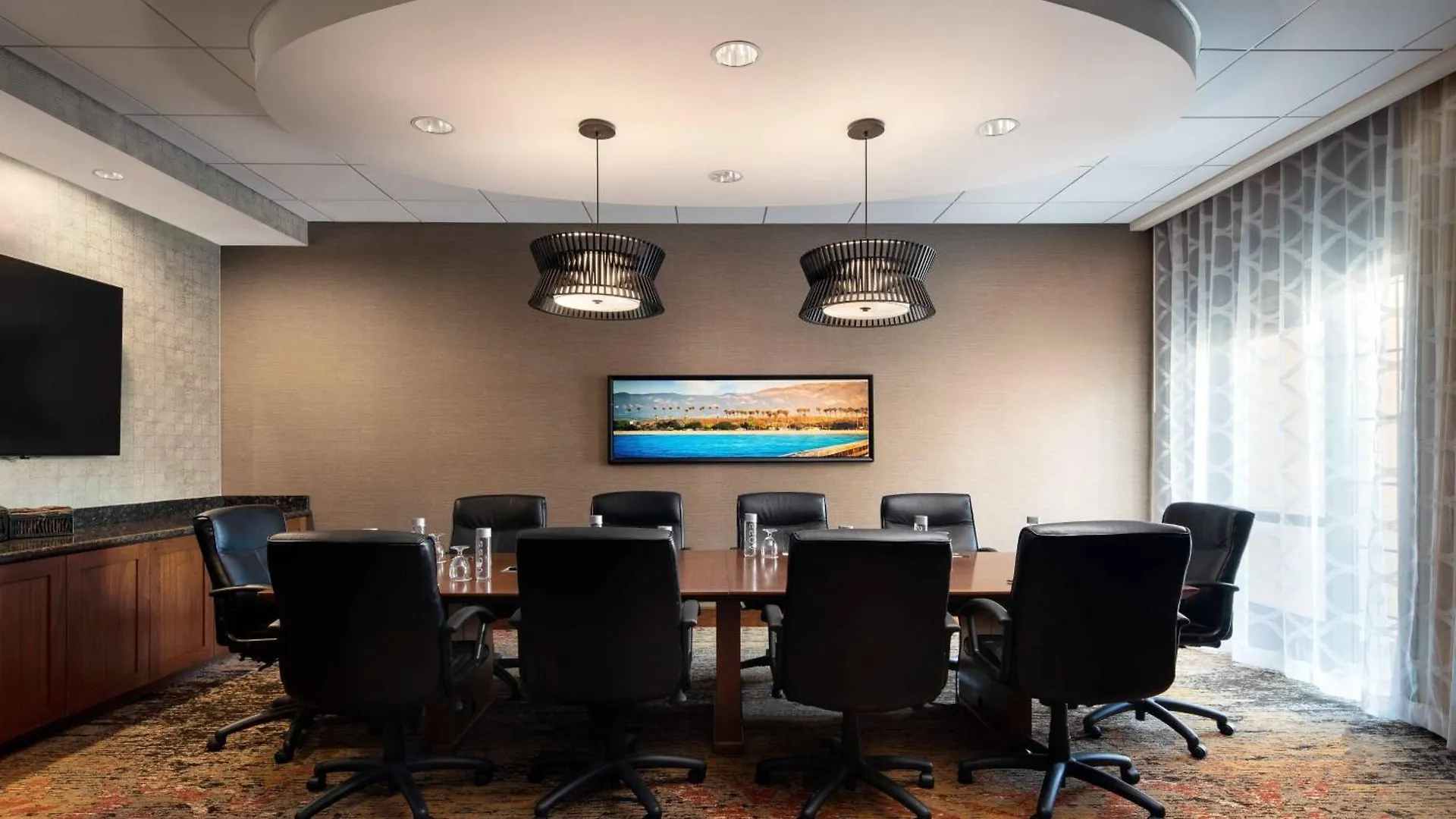 Courtyard By Marriott Santa Barbara Hotel 3*