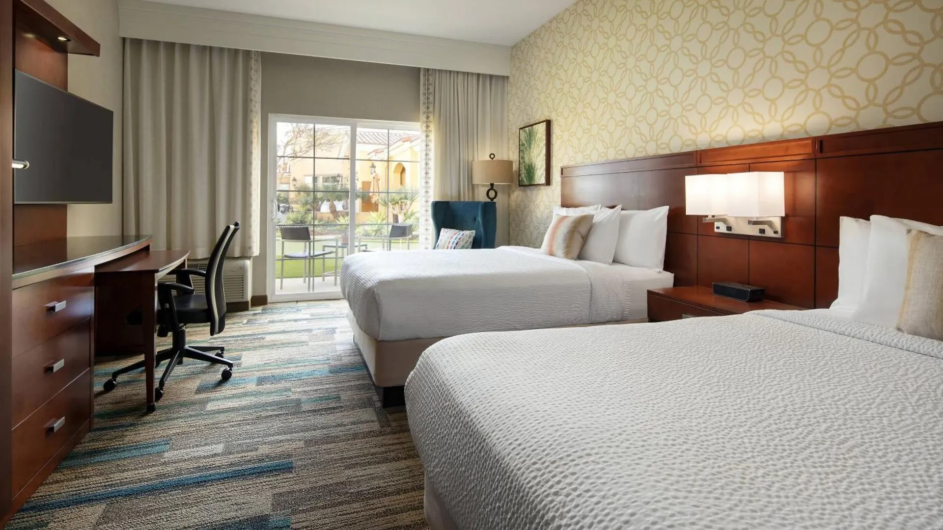 Courtyard By Marriott Santa Barbara Hotel 3*