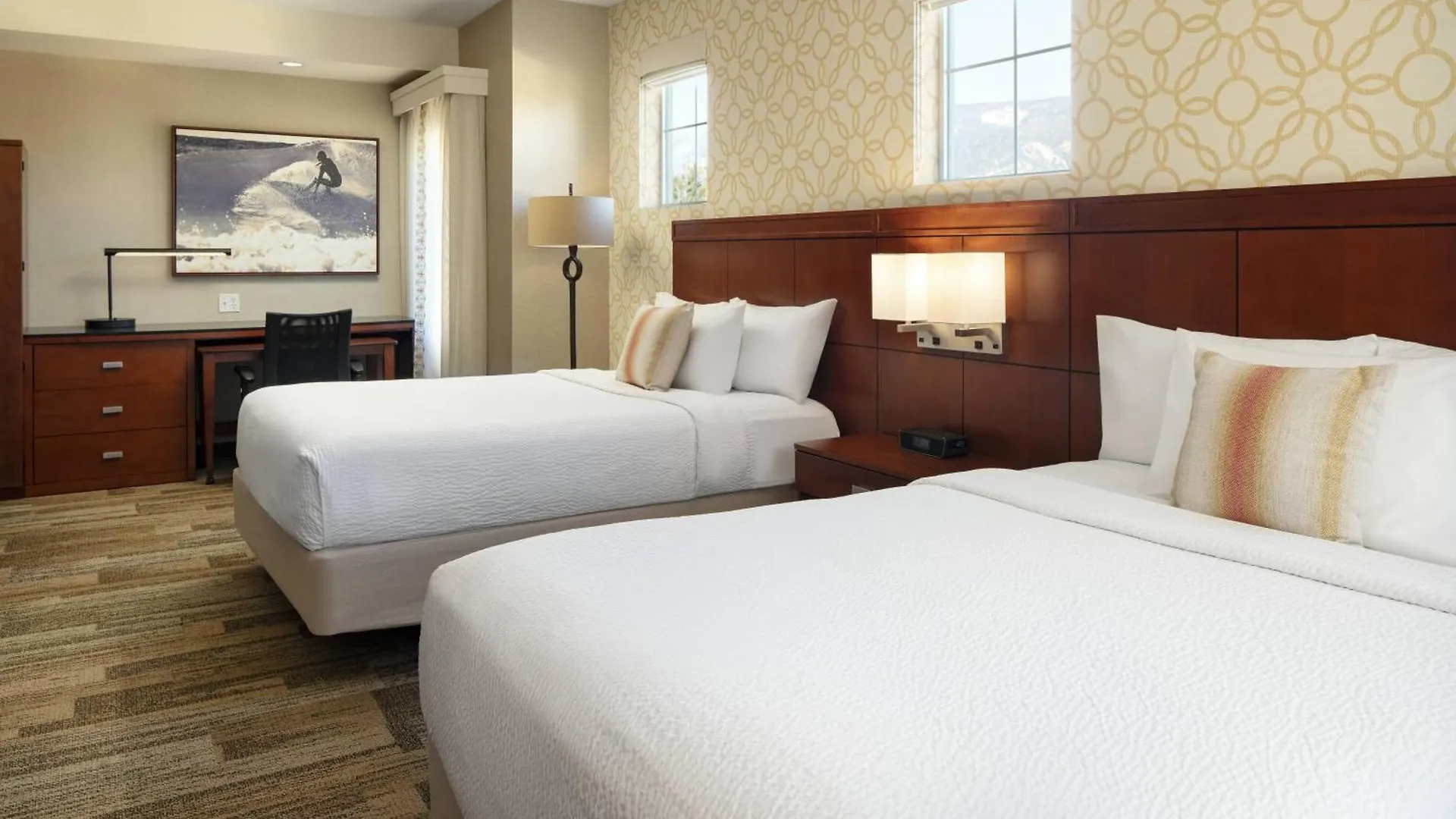 Courtyard By Marriott Santa Barbara