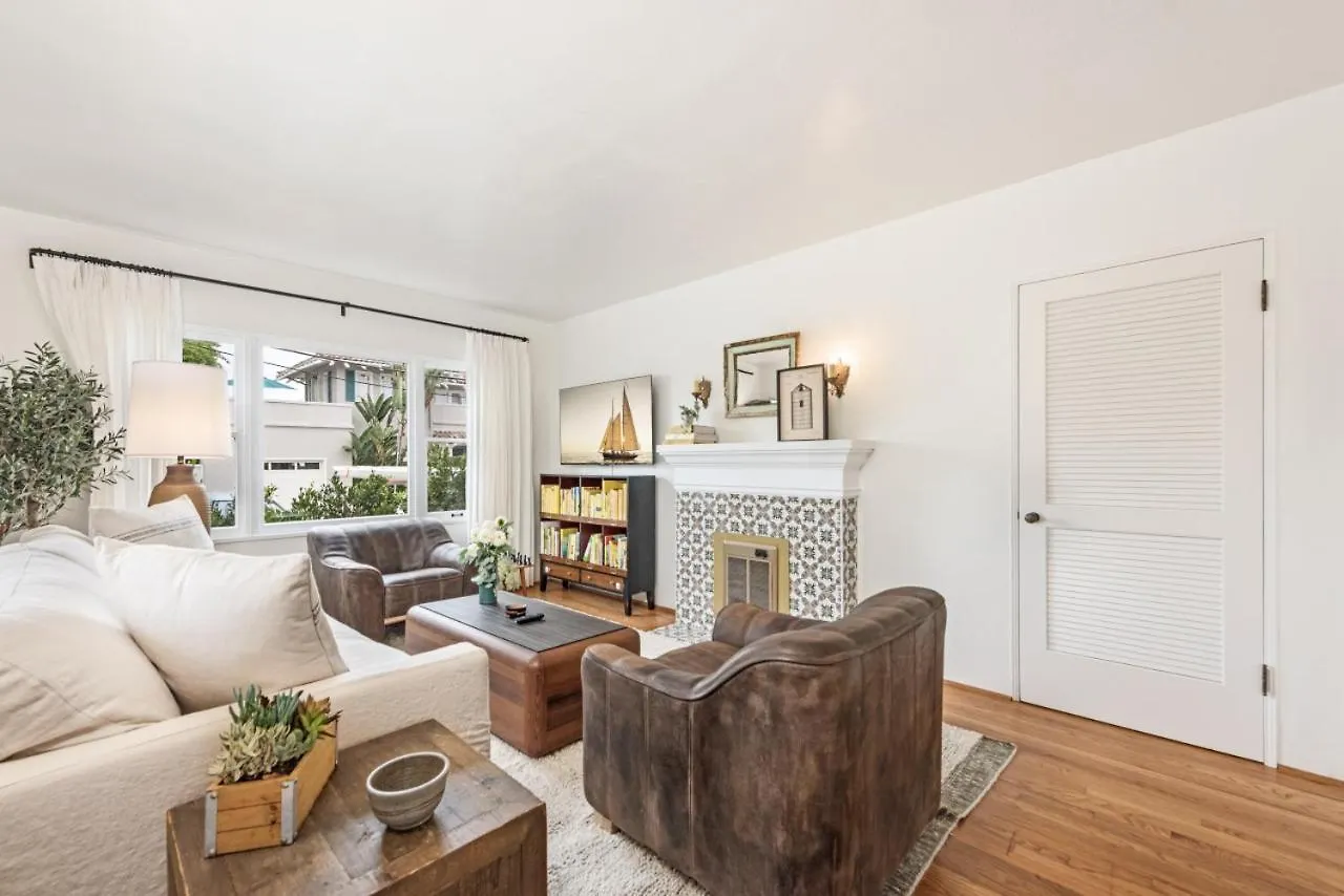 The Patio - The Marlowe Boutique Apartment *