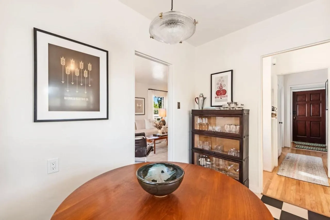 The Vista - The Marlowe Boutique Apartment