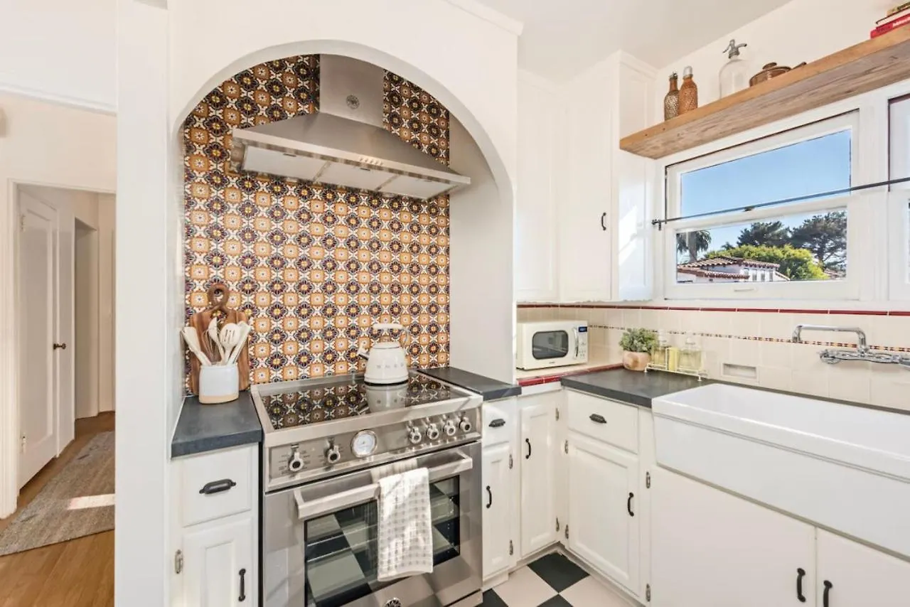 The Vista - The Marlowe Boutique Apartment *