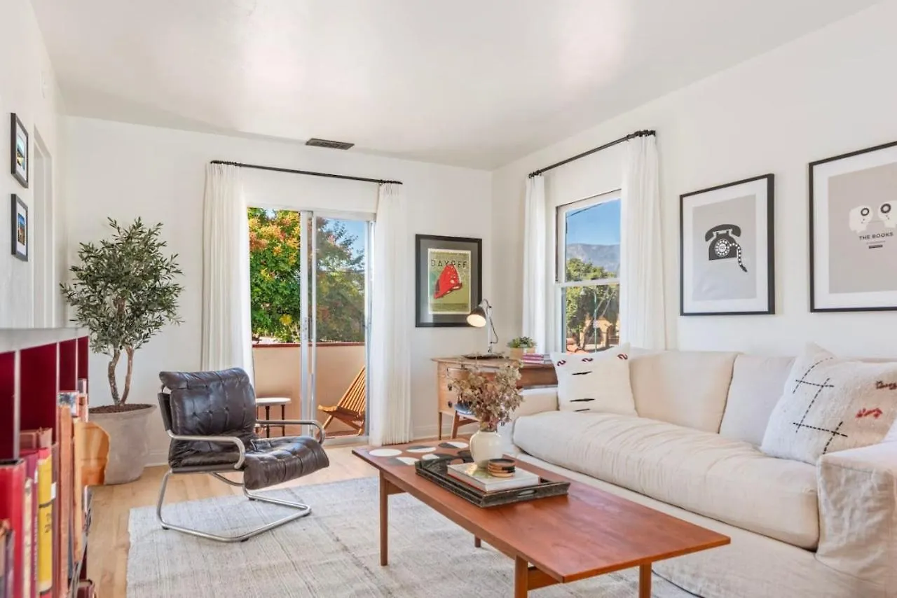 The Vista - The Marlowe Boutique Apartment