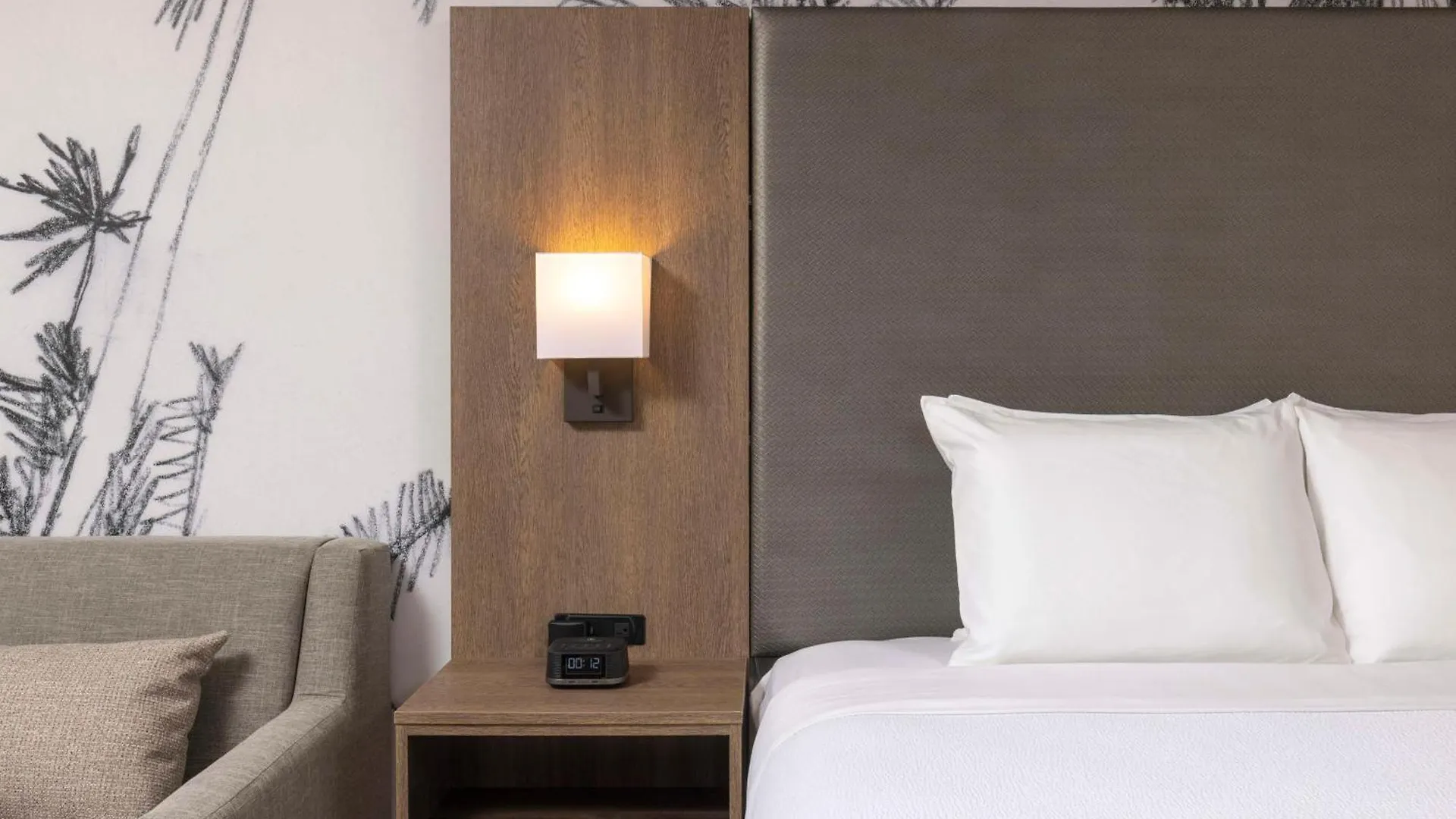 Hotel Best Western Plus Pepper Tree 3*