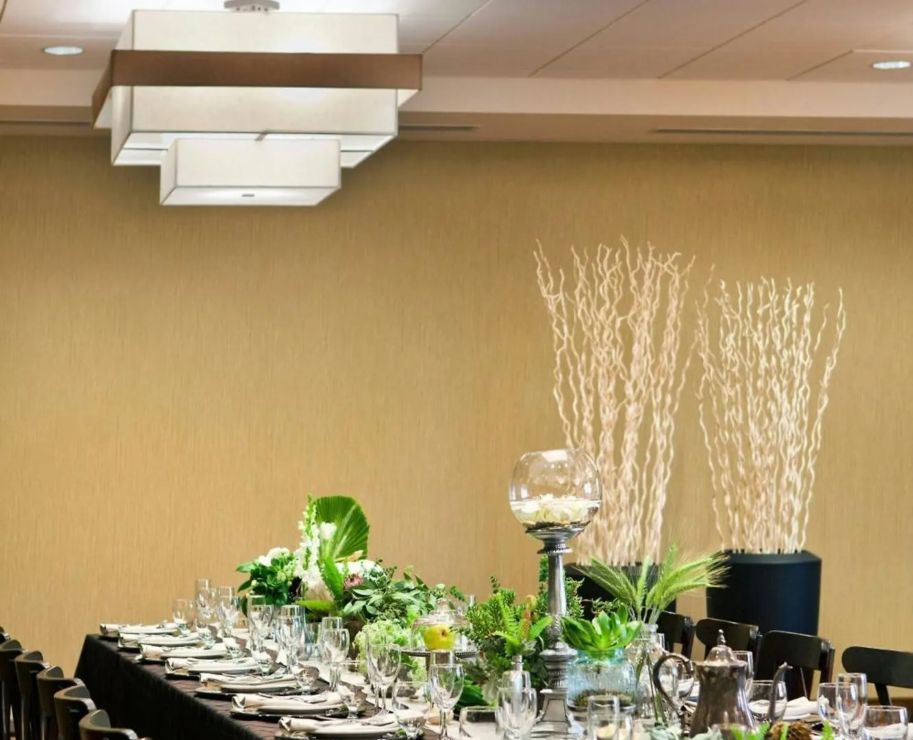 Courtyard By Marriott Santa Barbara 3*