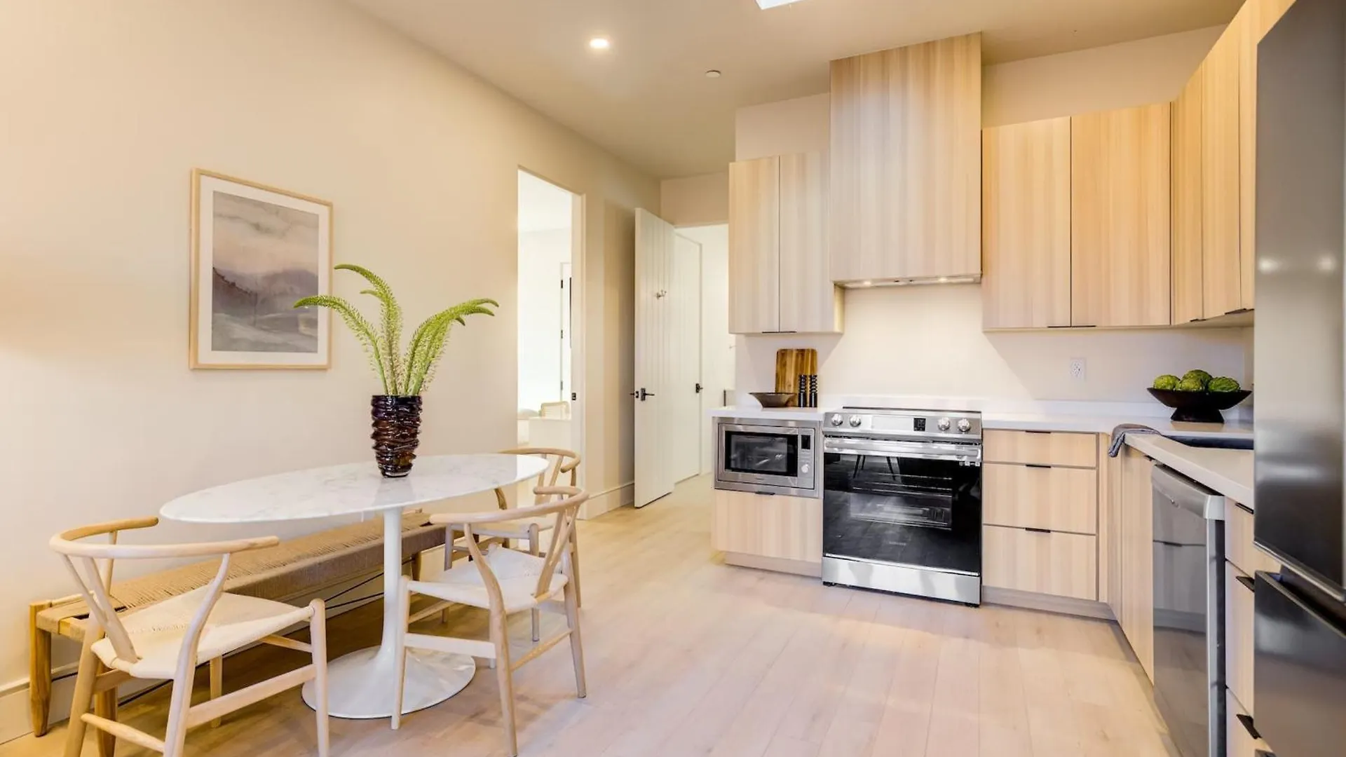 Casa De La Vina - Boutique In Downtown Apartment