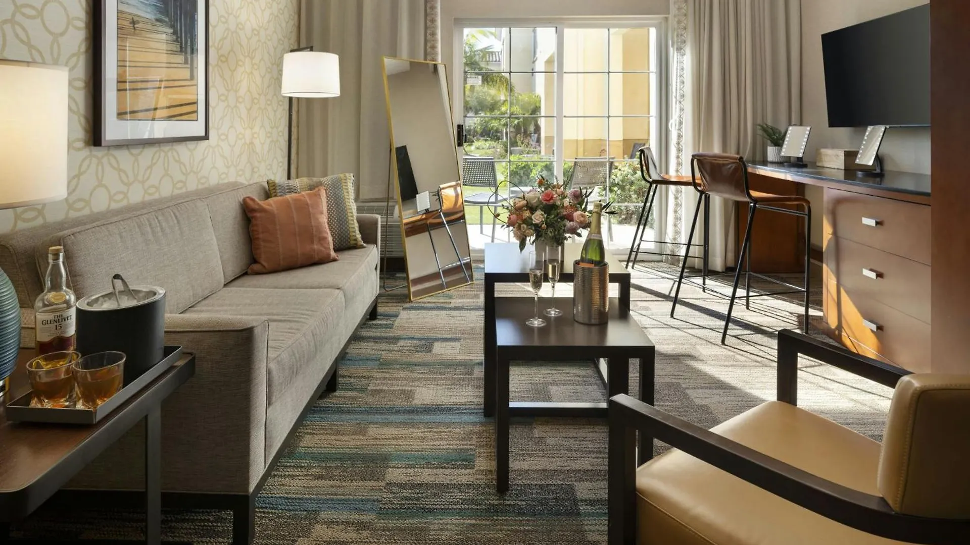Courtyard By Marriott Santa Barbara 3*