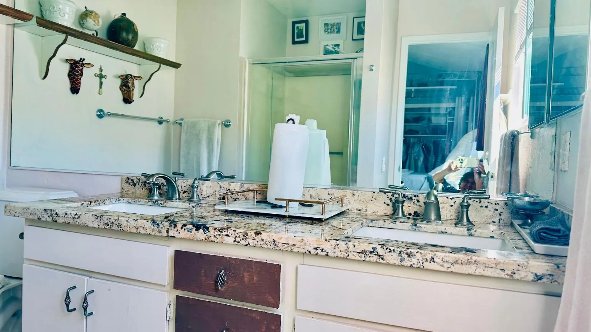 Claudine's For Rent In Ca Apartment *