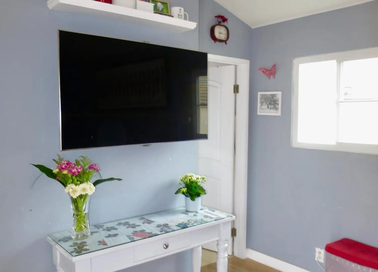 Apartment Claudine's For Rent In Ca Santa Barbara