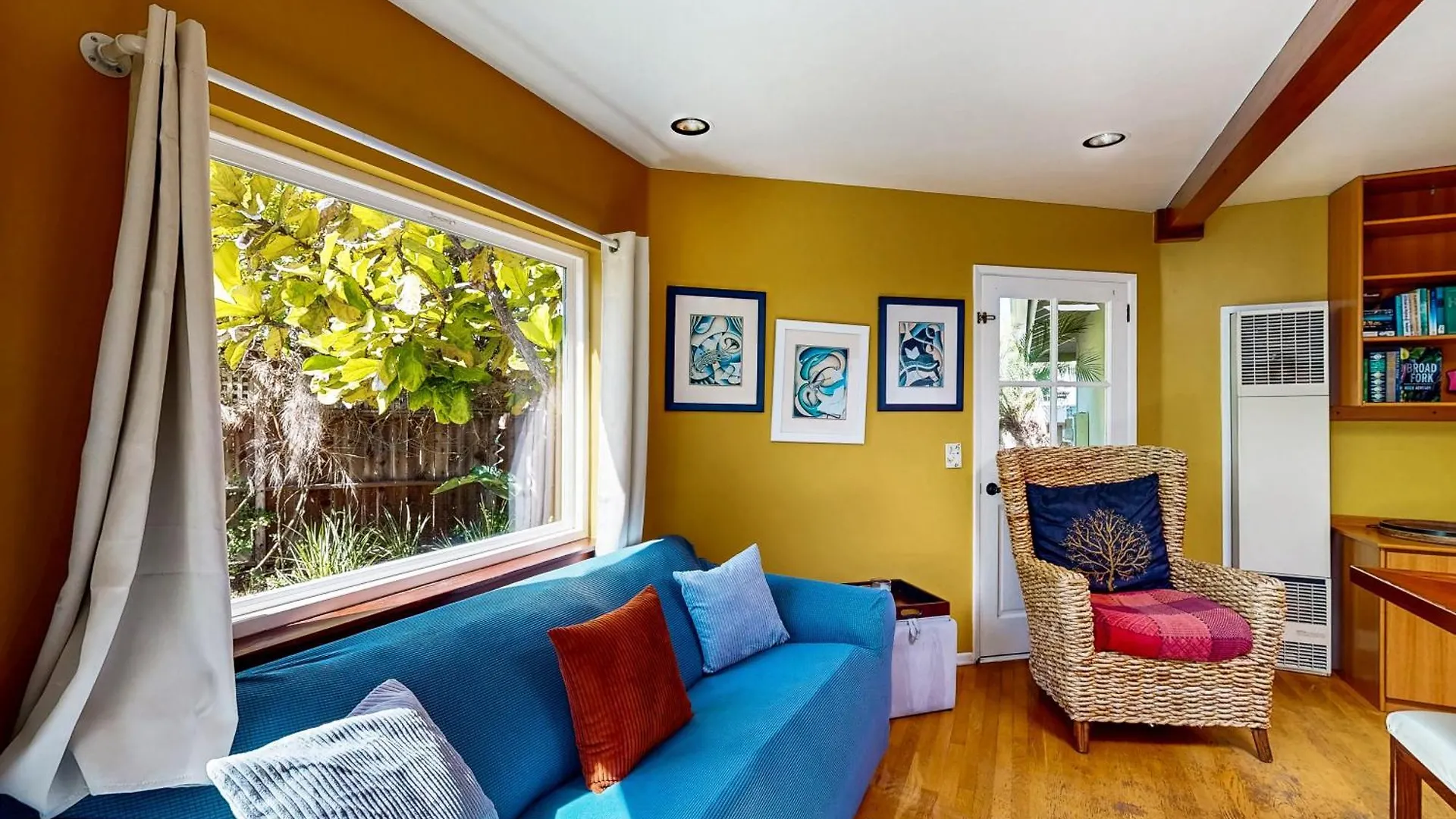 Colors Of The Coast Holiday home