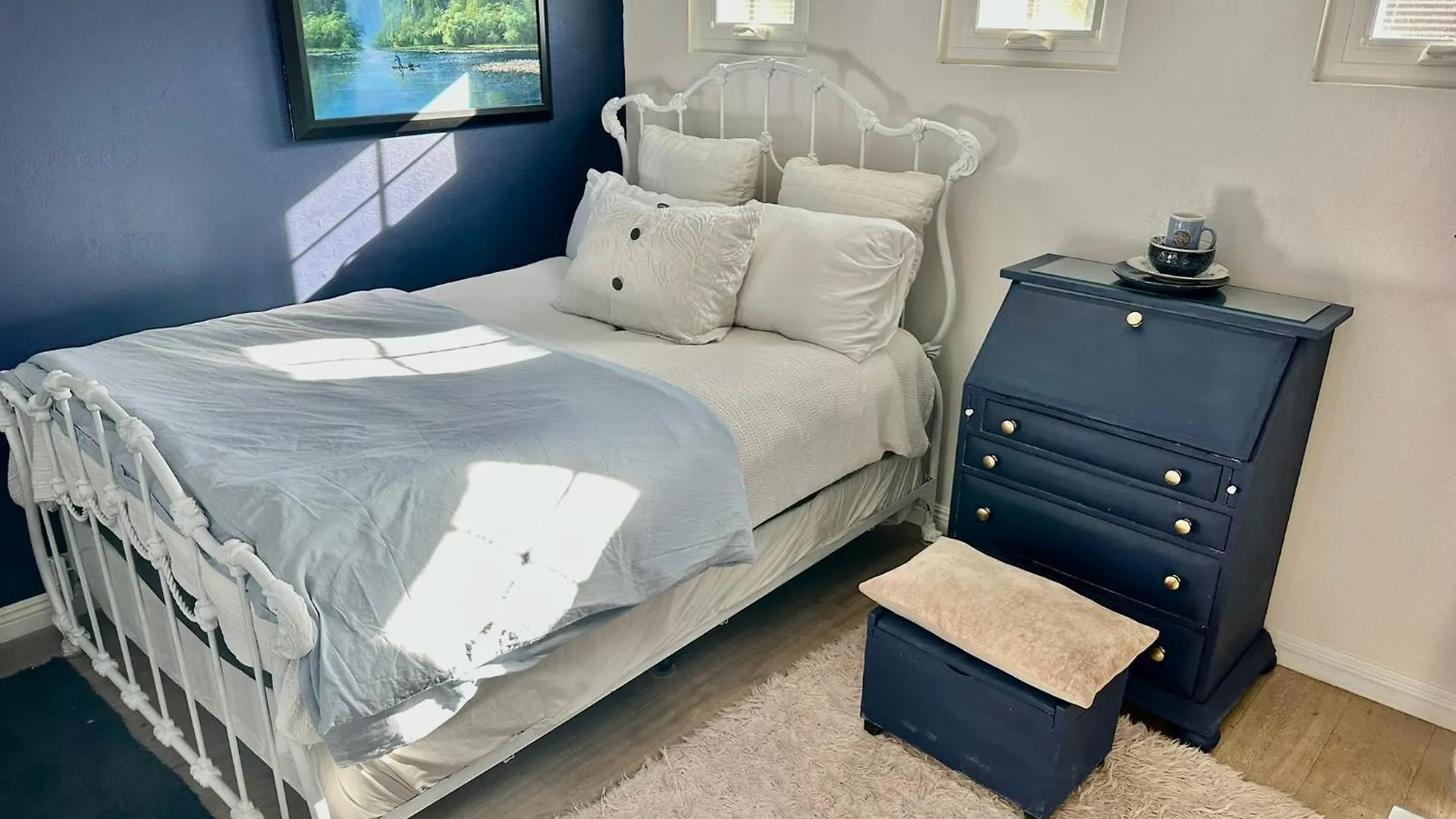 Claudine's For Rent In Ca Apartment *