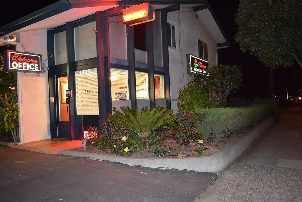 Rose Garden Motel 2*